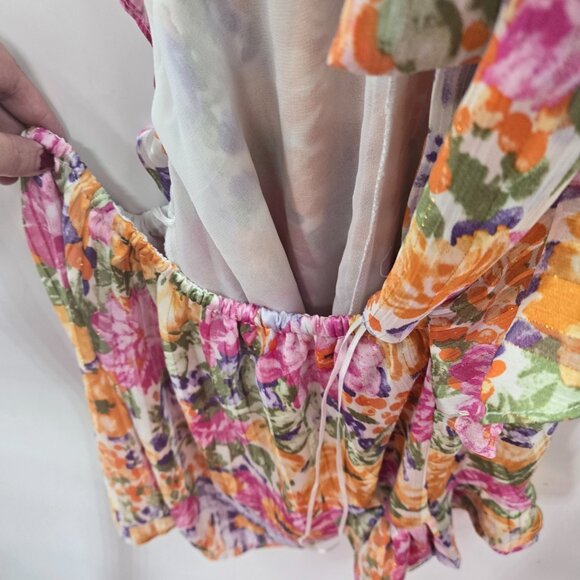 NWT Luxxel Tropical floral cut out mini backless romper size large - Picture 3 of 9